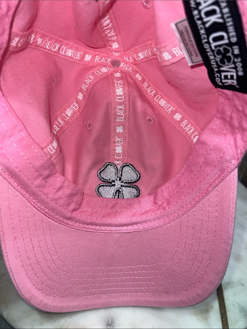 Women’s Pink Black Clover Four-Leaf Clover hat - Picture 5 of 7